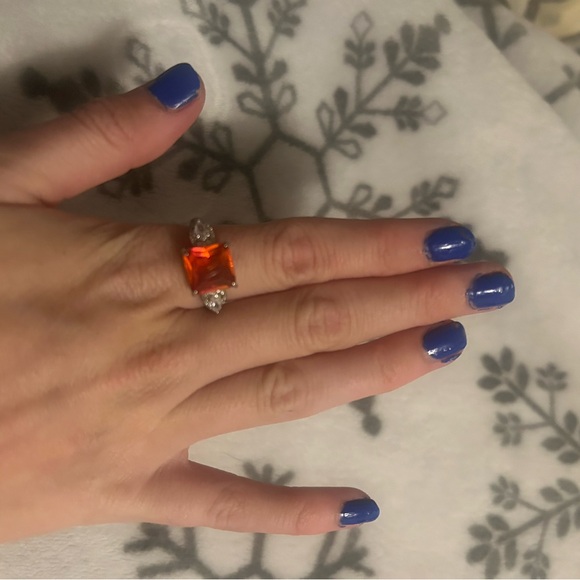 Elegant Orange and Silver Women's Ring size 7 - Picture 1 of 2